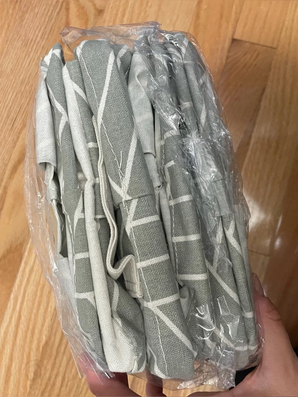 CROWNED 6-Pack Foldable Fabric Storage Bins – Gray/White